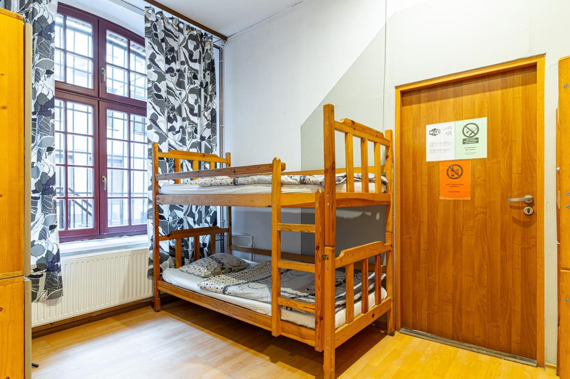 Stary Toruń Hostel Orange מראה חיצוני תמונה